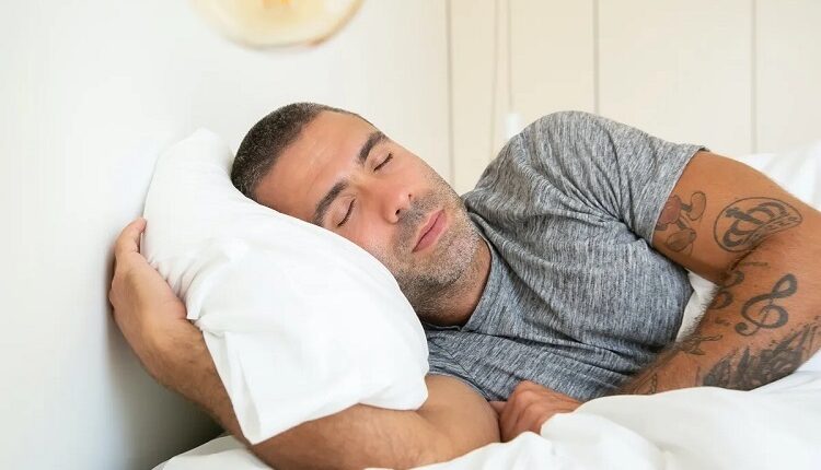 3 Beauty Sleep Tips for Men